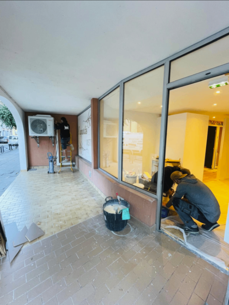 travaux en cours institut beaute clim gap.jpeg.png