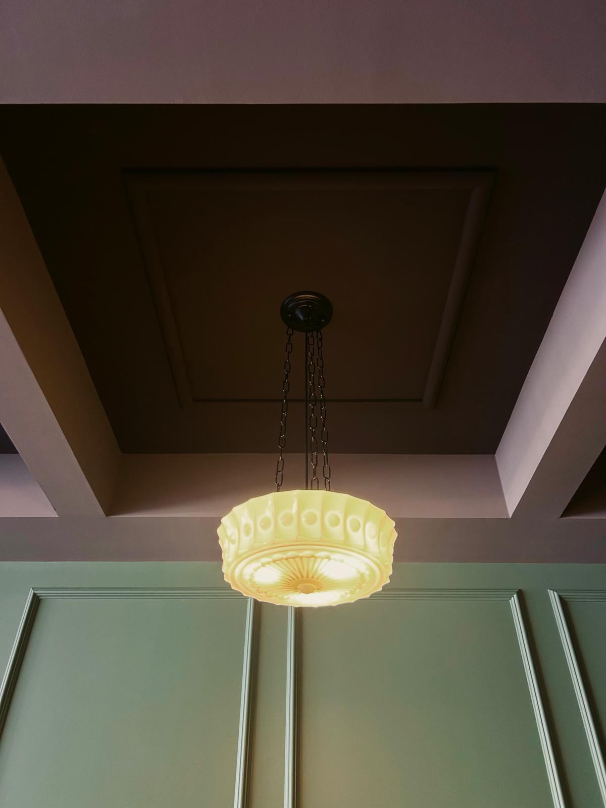 salon suspension détail barber shop gap Hautes Alpes.jpeg