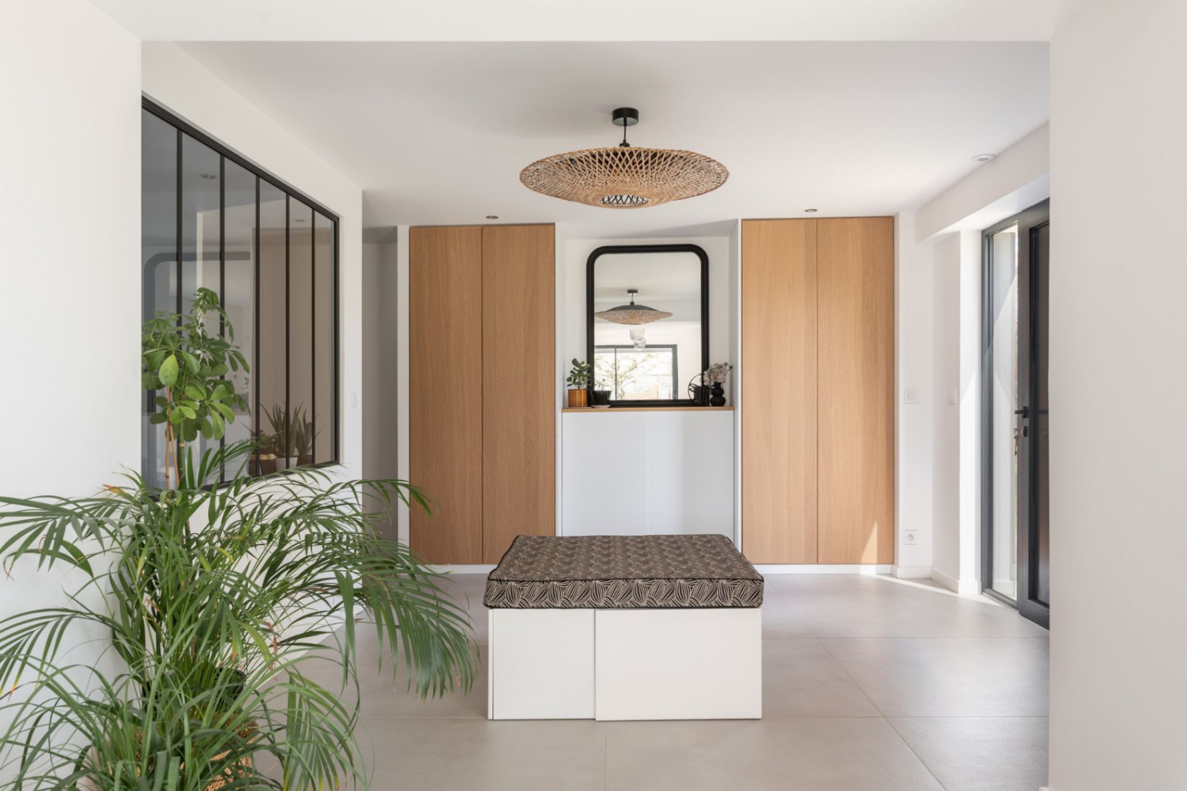 Chassieu-12.jpg Entrée – Rénovation de grange à Chassieu