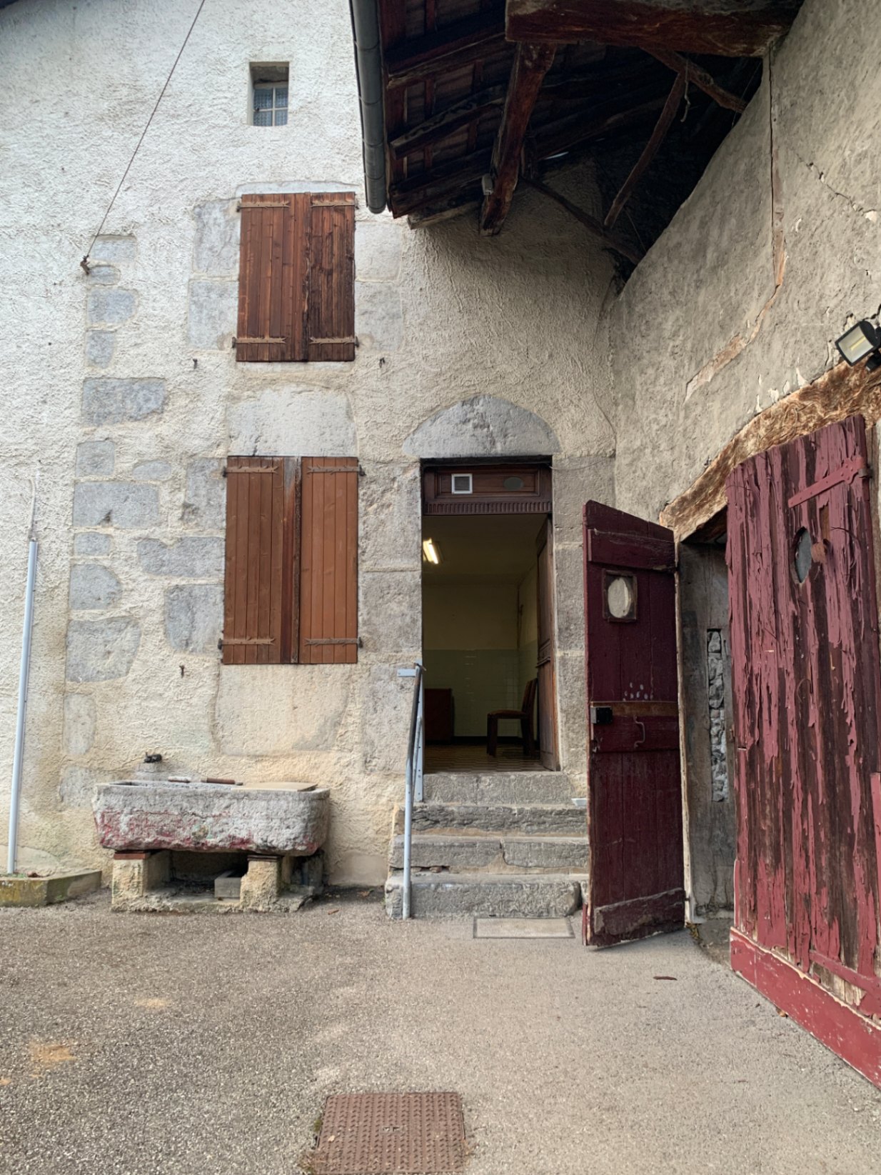 Rénovation Lumbin- Entrée existante.JPG