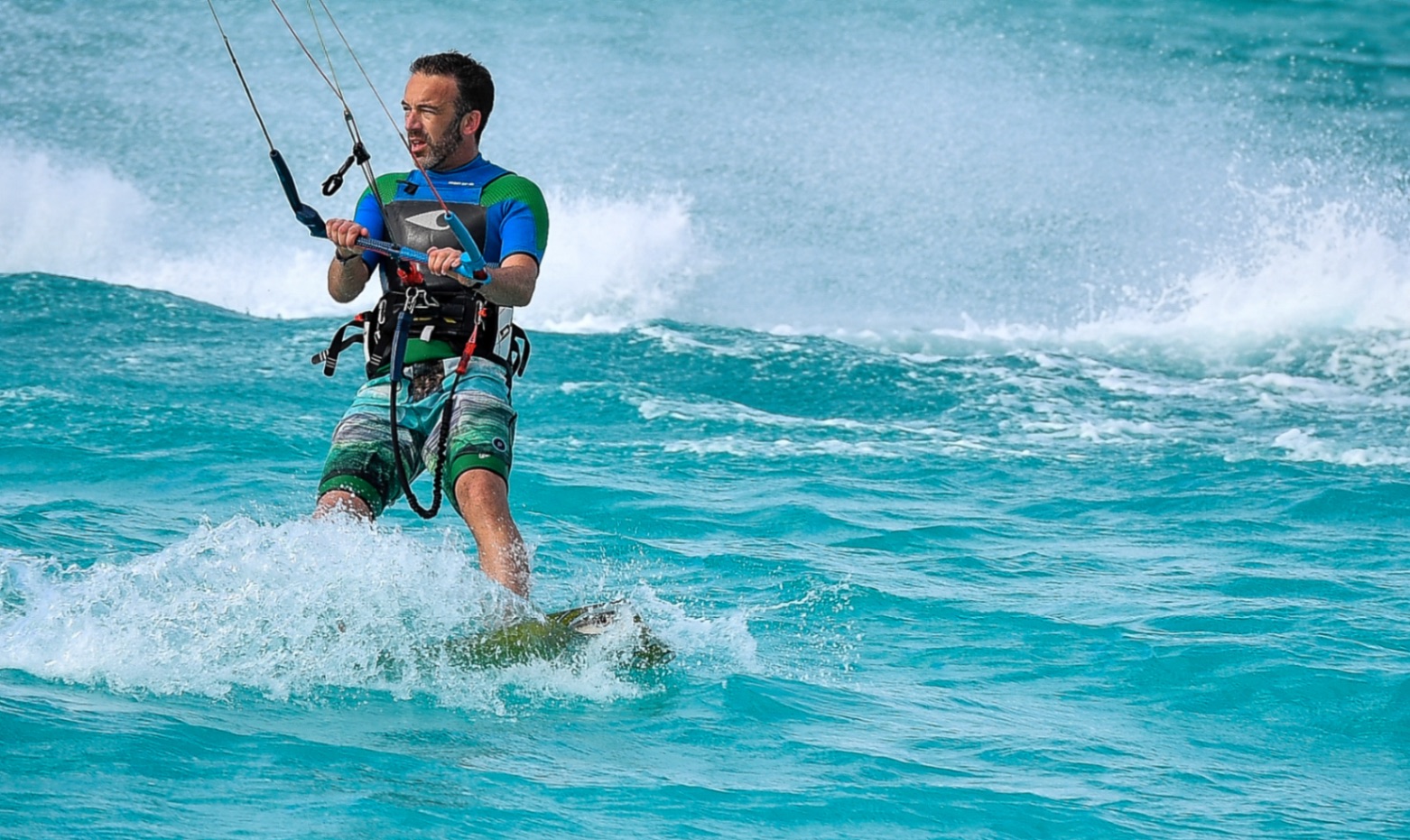 Kite Bahamas   Design by Gil Tirlet-2.jpg