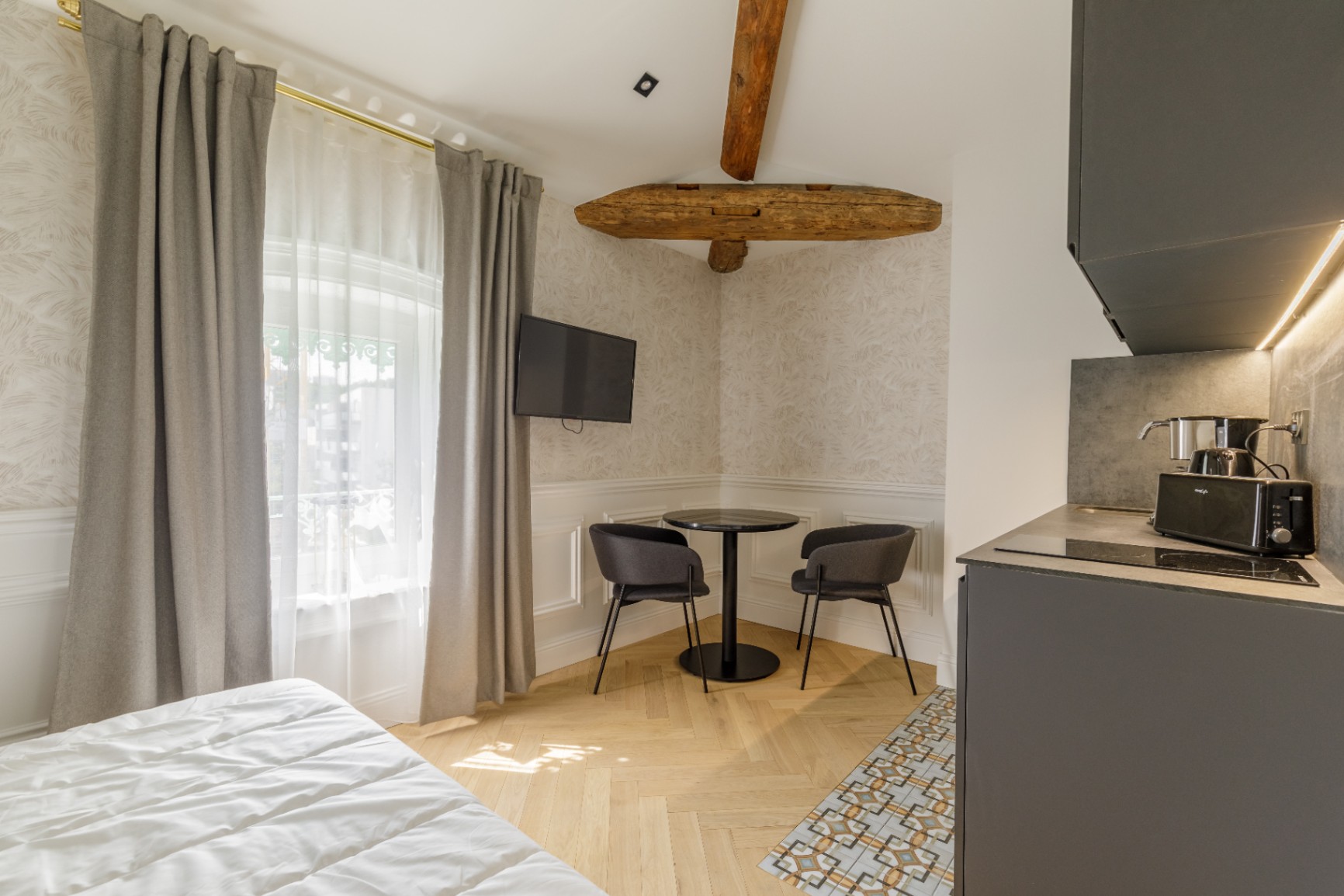 manoir-bourgeois-lyon-9-architecture-02-jpg