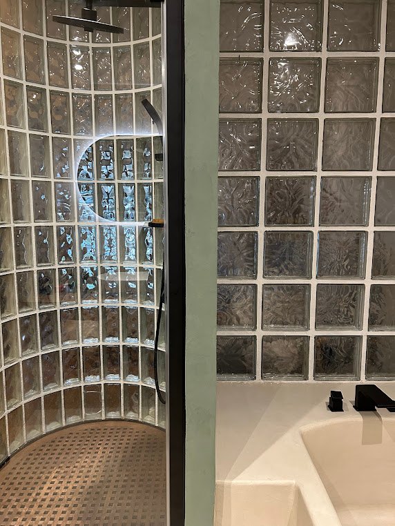 douche et baignoire beton cire.jpg
