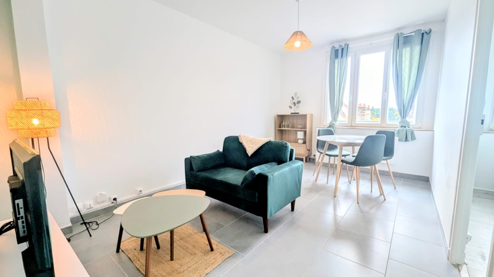 WhatsApp Image 2025-11-03 à 21.30.31_28874640.jpg