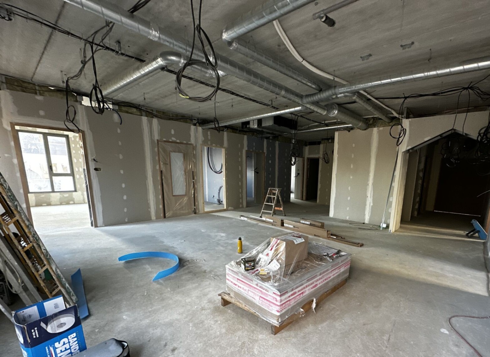 travaux-amenagement-micro-crèche-Trévoux.jpg
